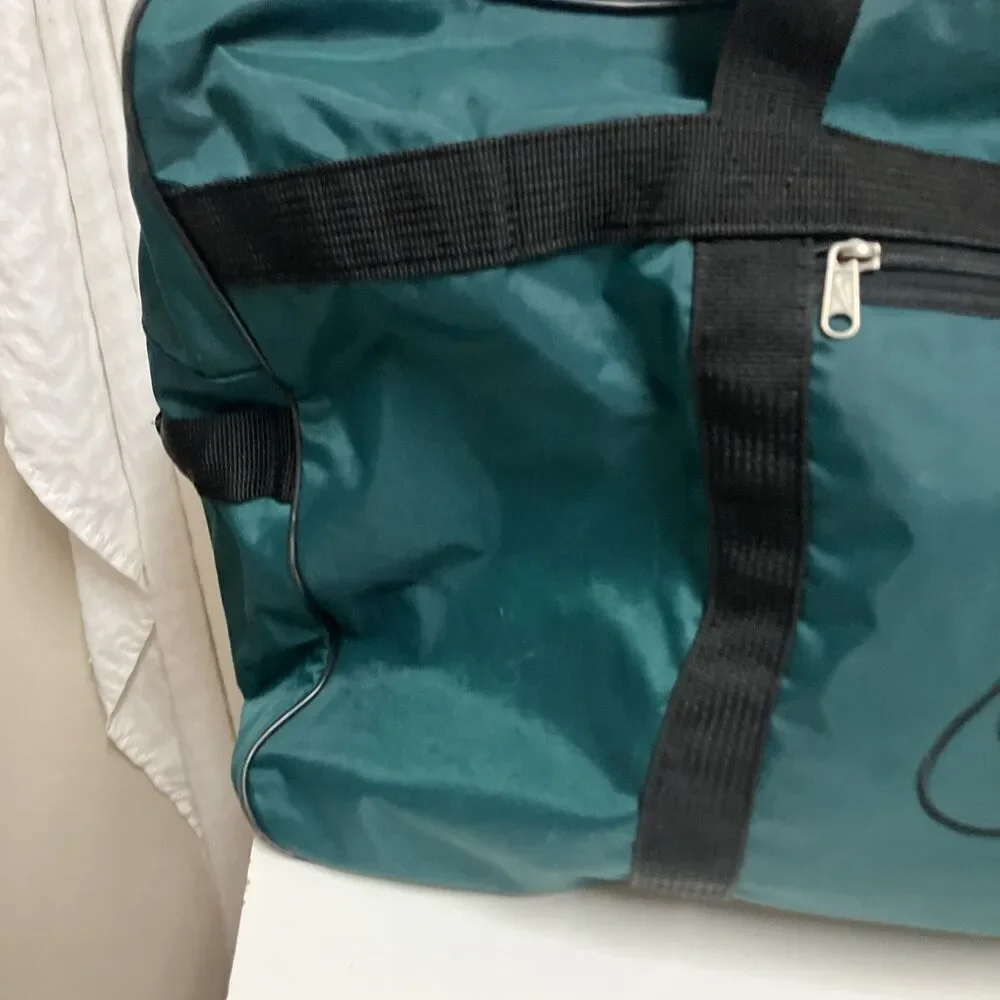 NIKE VTG 90’s Large Duffel Bag NBA Hoops It UP 3-on-3 Tournament Teal 27”x 17”